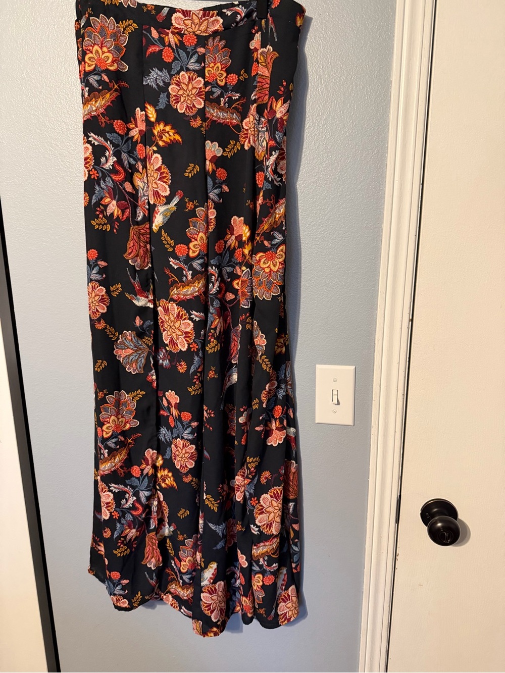 gimmicks by BKE Black Floral Paisley Print Maxi